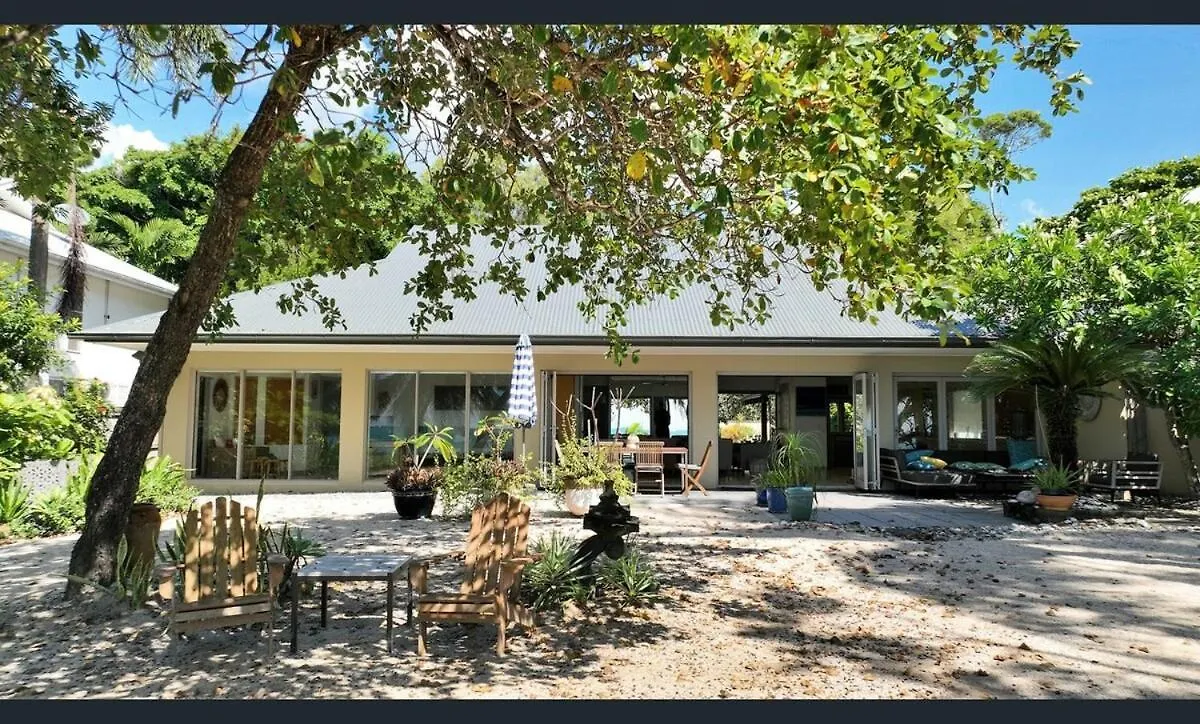 Tali Beach House Retreat Oak Beach