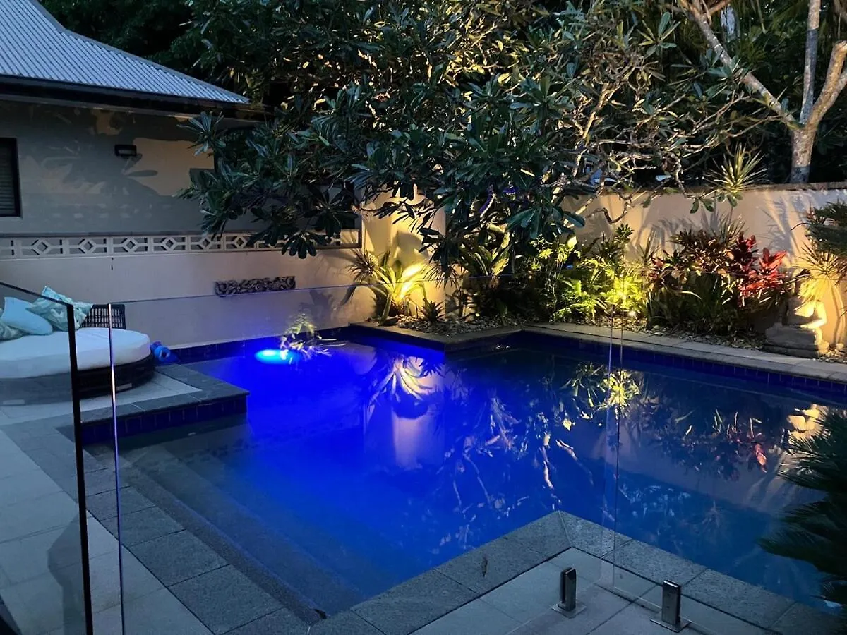 Tali Beach House Retreat Oak Beach Holiday home